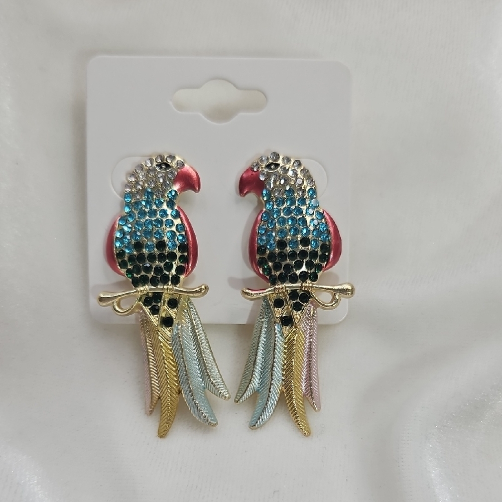 Women's Elegant Rhinestone Colorful Parrot Earrings Dressy Prom Party NWOT